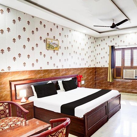 Hotel O Nova Resorts & Luxury Farm Raebareli Екстер'єр фото