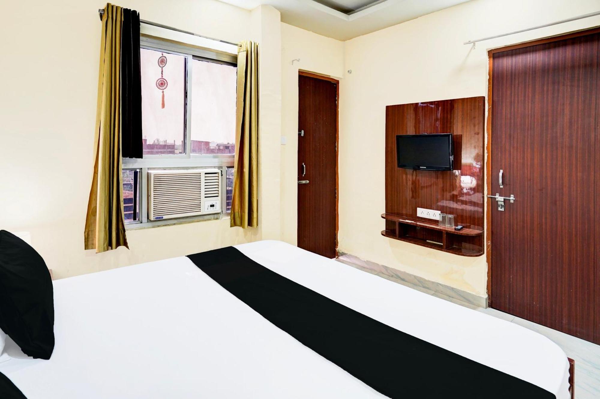 Hotel O Nova Resorts & Luxury Farm Raebareli Екстер'єр фото