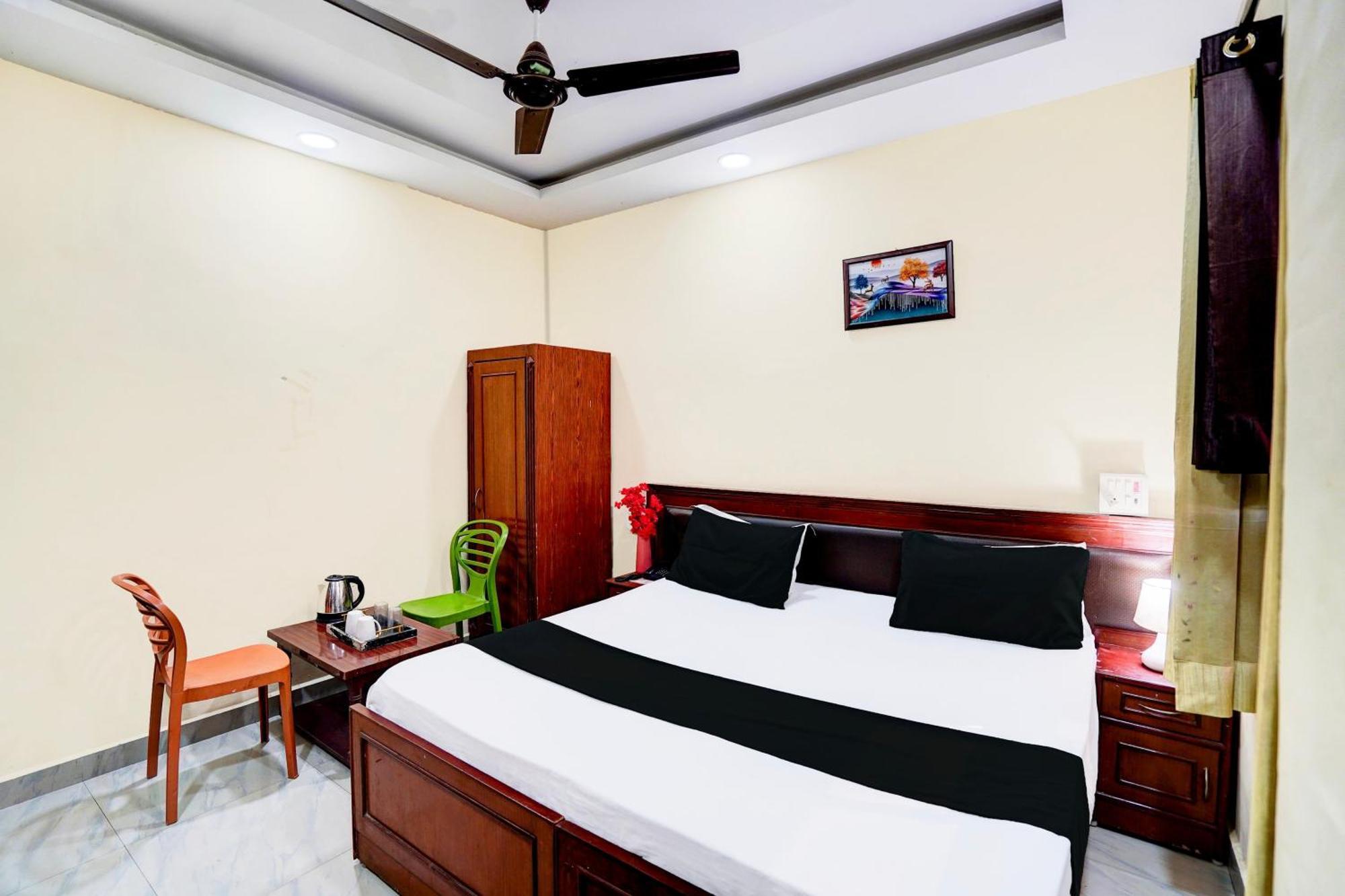 Hotel O Nova Resorts & Luxury Farm Raebareli Екстер'єр фото