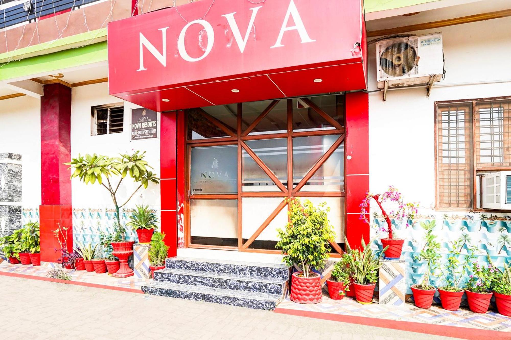 Hotel O Nova Resorts & Luxury Farm Raebareli Екстер'єр фото