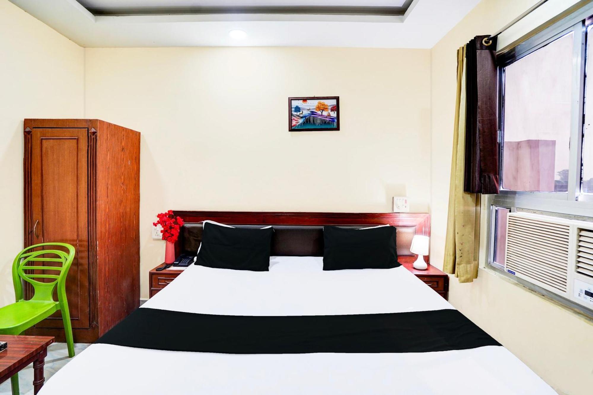 Hotel O Nova Resorts & Luxury Farm Raebareli Екстер'єр фото